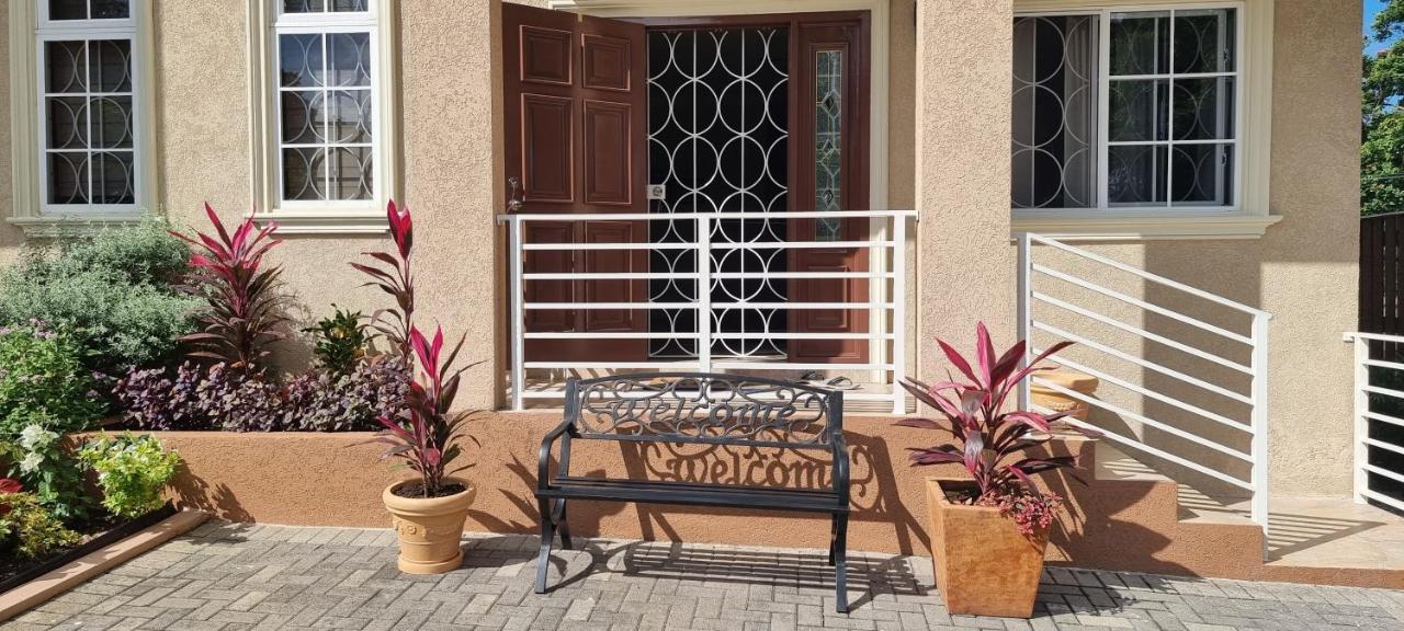 Komfort Getaway Villa At Countrymist 奥乔里奥斯 外观 照片